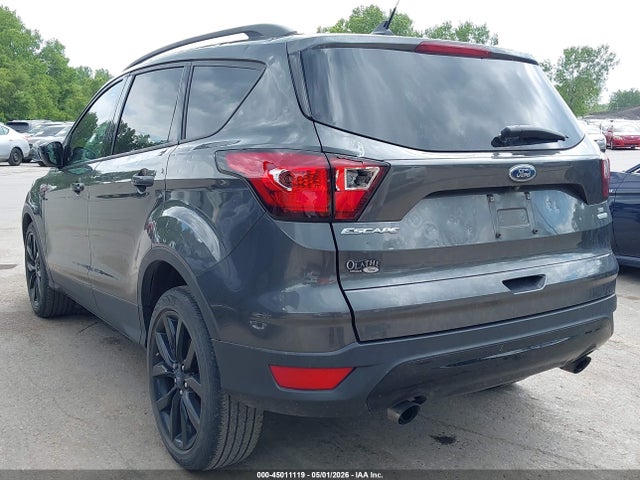 45011119 :رقم المزاد ، 1FMCU0GDXKUA17373 vin ، 2019 Ford Escape Se مزاد بيع