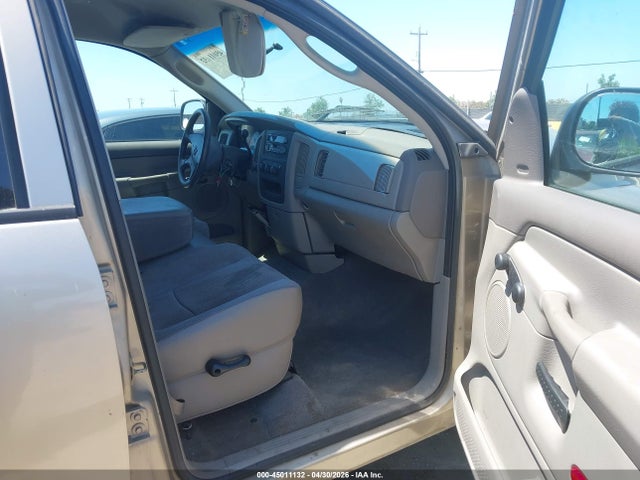 45011132 :رقم المزاد ، 1D7HA18N03J526820 vin ، 2003 Dodge Ram 1500 Slt/laramie/st مزاد بيع