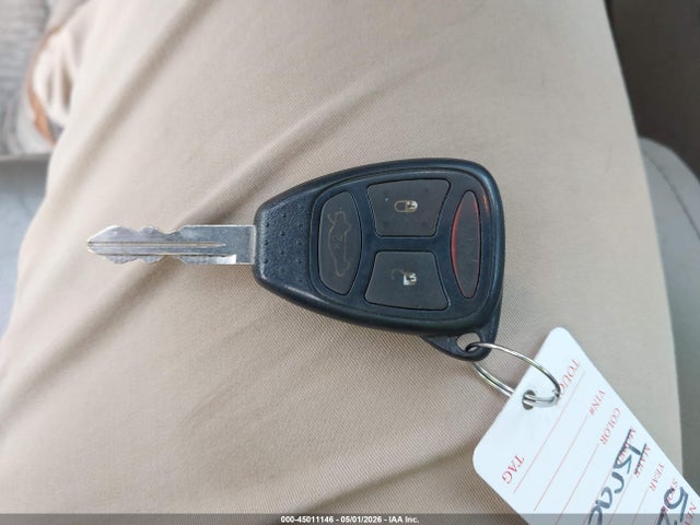 45011146 :رقم المزاد ، 1J8HR68226C140858 vin ، 2006 Jeep Grand Cherokee Overland مزاد بيع