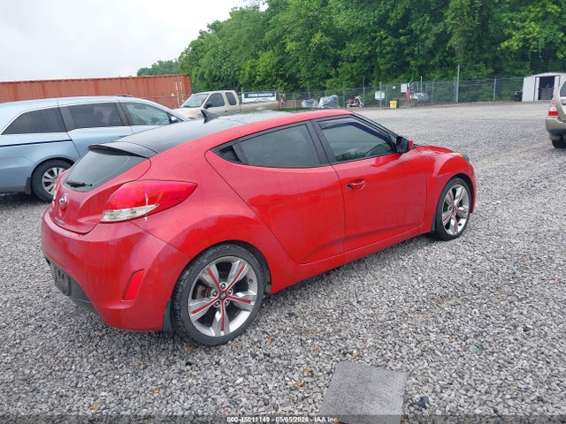 2013 Hyundai Veloster Base W/gray მანქანა იყიდება აუქციონზე, vin: KMHTC6AD2DU103018, აუქციონის ნომერი: 45011149