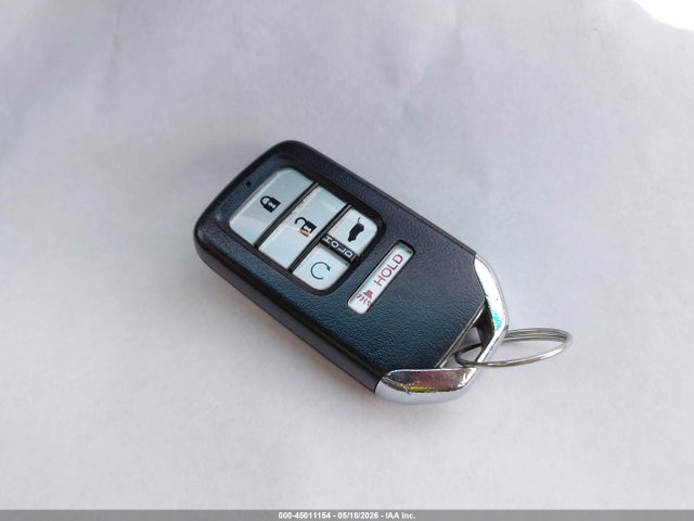 45011154 :رقم المزاد ، 5J6RW2H89HL015225 vin ، 2017 Honda Cr-v مزاد بيع