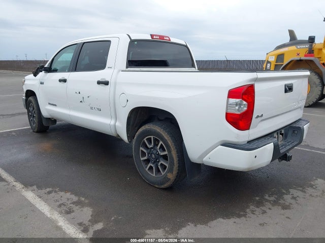 2018 Toyota Tundra Sr5 5.7l V8 მანქანა იყიდება აუქციონზე, vin: 5TFDY5F14JX699231, აუქციონის ნომერი: 45011157