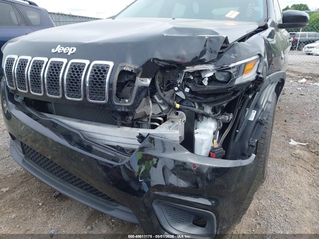 1C4PJLLB8KD384020 Jeep Cherokee Latitude Plus Fwd