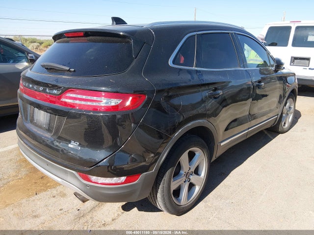 45011180 :رقم المزاد ، 5LMCJ1A90FUJ13096 vin ، 2015 Lincoln Mkc مزاد بيع