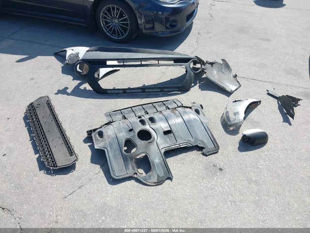 45011227 :رقم المزاد ، KNDJN2A26F7127966 vin ، 2015 Kia Soul مزاد بيع
