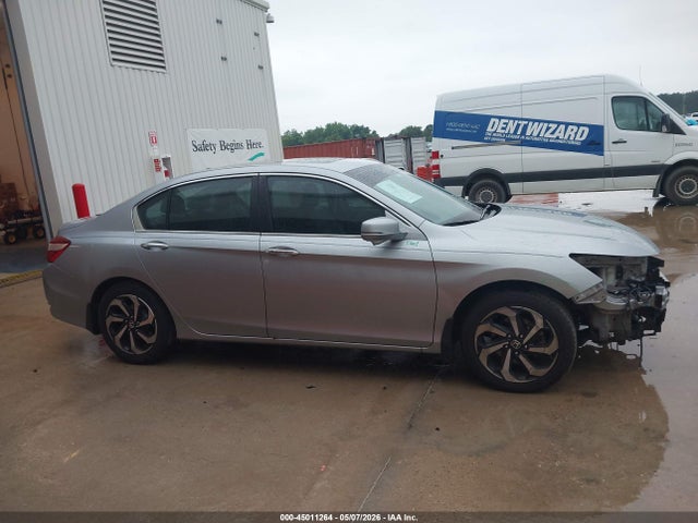 45011264 :رقم المزاد ، 1HGCR2F80GA134752 vin ، 2016 Honda Accord Ex-l مزاد بيع