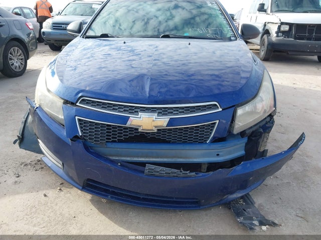 45011272 :رقم المزاد ، 1G1PC5SH7C7307692 vin ، 2012 Chevrolet Cruze Ls مزاد بيع