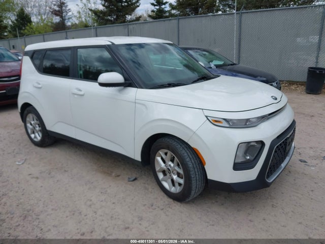 2020 Kia Soul S მანქანა იყიდება აუქციონზე, vin: KNDJ23AU8L7069211, აუქციონის ნომერი: 45011301