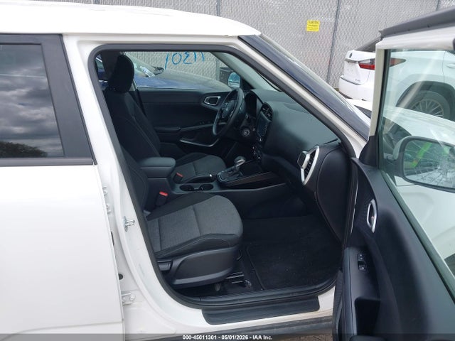 2020 Kia Soul S მანქანა იყიდება აუქციონზე, vin: KNDJ23AU8L7069211, აუქციონის ნომერი: 45011301