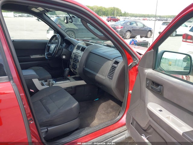 45011337 :رقم المزاد ، 1FMCU9D72BKB26246 vin ، 2011 Ford Escape Xlt مزاد بيع