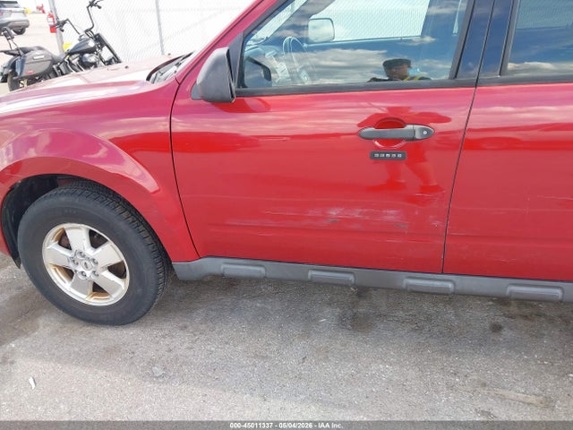 45011337 :رقم المزاد ، 1FMCU9D72BKB26246 vin ، 2011 Ford Escape Xlt مزاد بيع