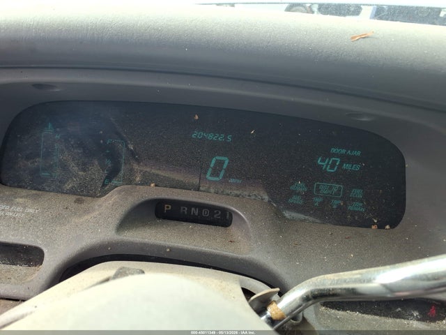 45011349 :رقم المزاد ، 1LNLM81W7TY669628 vin ، 1996 Lincoln Town Car Executive مزاد بيع