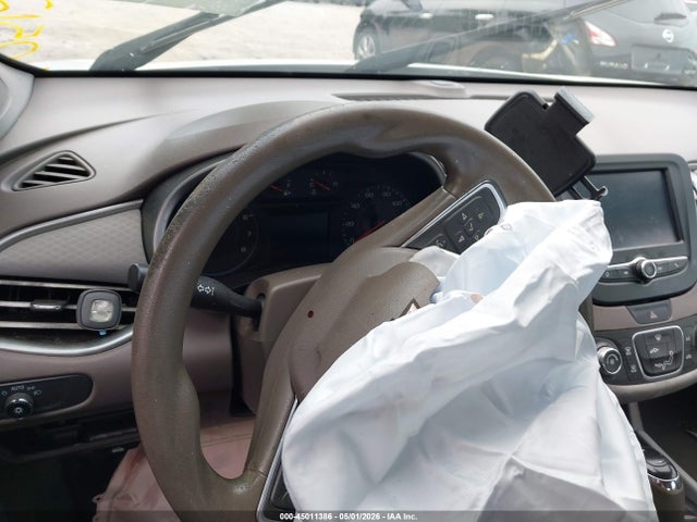 Продаж на аукціоні авто 2017 Chevrolet Malibu 1fl, vin: 1G1ZC5ST4HF100512, номер лоту: 45011386
