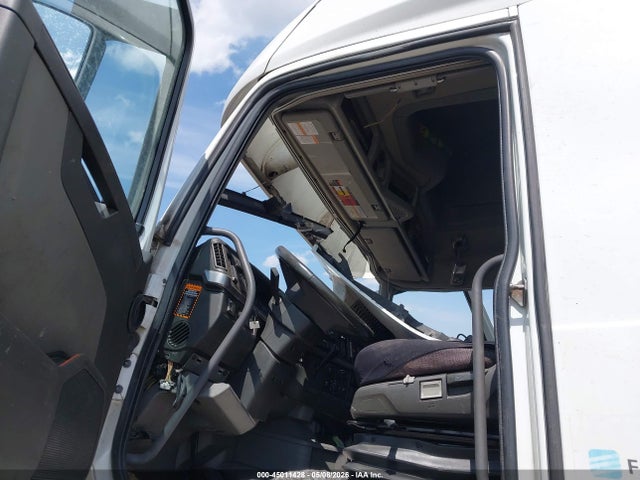 Aukcja sprzedaży 2019 Volvo Vnl, vin: 4V4NC9EH2KN898062, numer aukcji: 45011428
