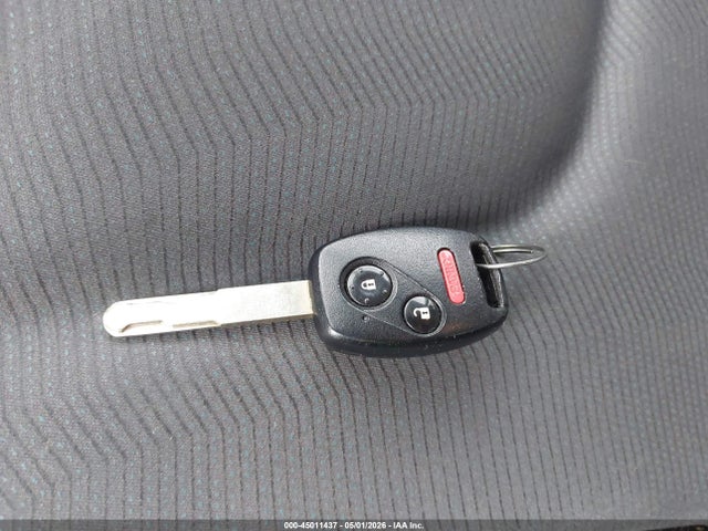 45011437 :رقم المزاد ، JHMGE8H35DC073011 vin ، 2013 Honda Fit مزاد بيع