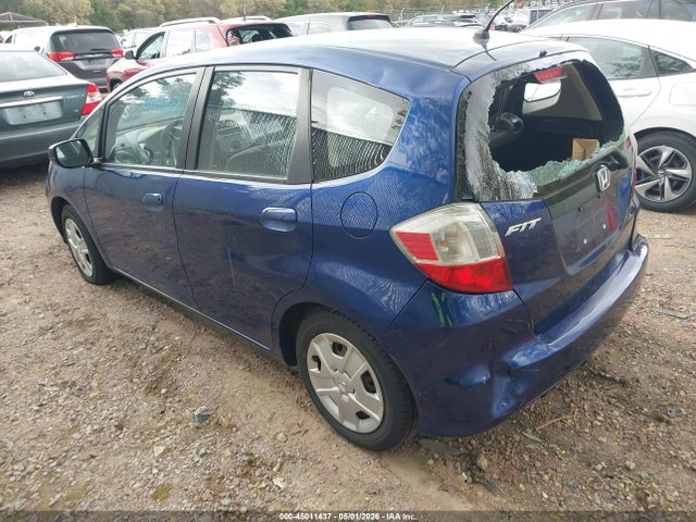 45011437 :رقم المزاد ، JHMGE8H35DC073011 vin ، 2013 Honda Fit مزاد بيع