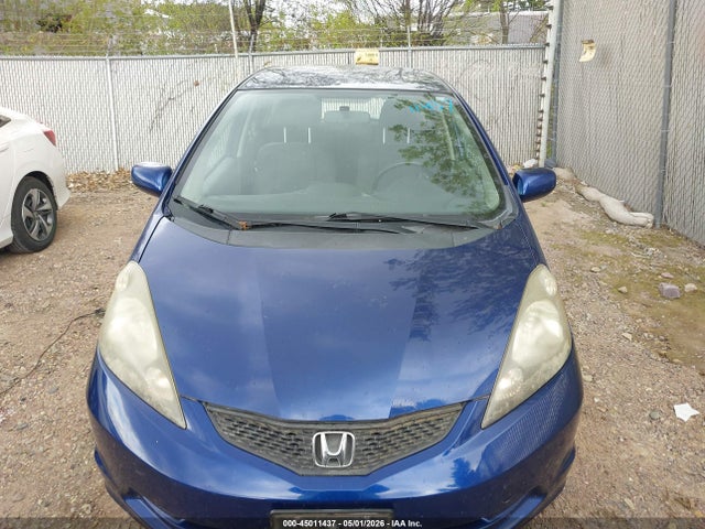 45011437 :رقم المزاد ، JHMGE8H35DC073011 vin ، 2013 Honda Fit مزاد بيع