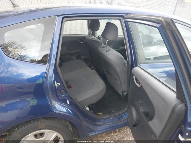 45011437 :رقم المزاد ، JHMGE8H35DC073011 vin ، 2013 Honda Fit مزاد بيع