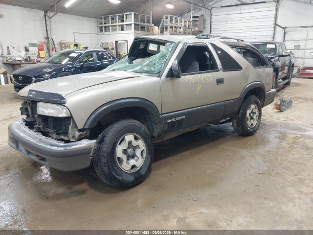 Продажа на аукционе авто 2001 Chevrolet Blazer Ls, vin: 1GNCT18WX1K232010, номер лота: 45011453