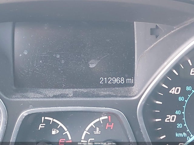 1FMCU9J93FUC66600 Ford Escape Titanium