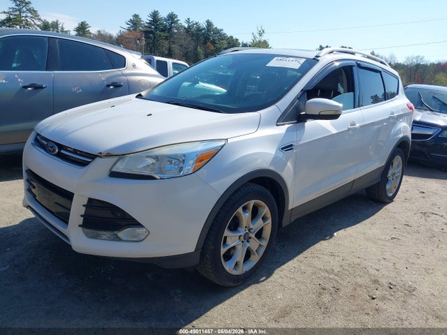 1FMCU9J93FUC66600 Ford Escape Titanium