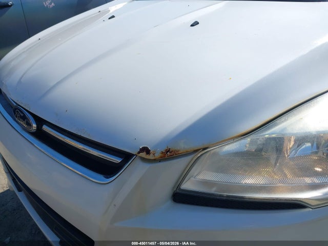 1FMCU9J93FUC66600 Ford Escape Titanium