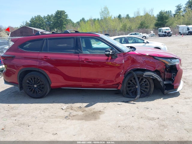 Toyota Highlander Xse 2024 5TDKDRBH1RS565498 Image 13