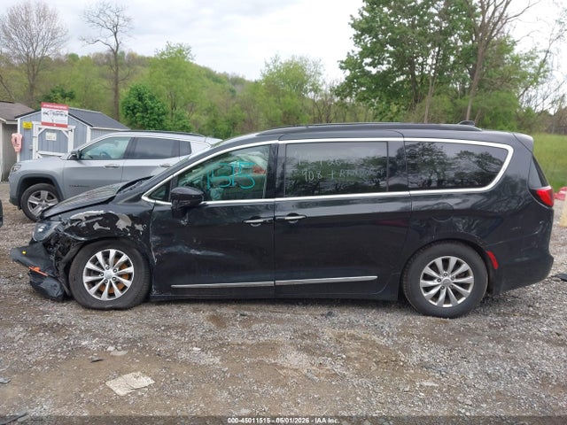 Aukcja sprzedaży 2017 Chrysler Pacifica Touring-l, vin: 2C4RC1BG3HR795075, numer aukcji: 45011515