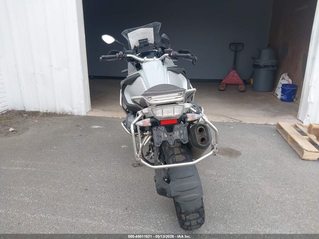 Продаж на аукціоні авто 2020 Bmw R 1250 Gs Adventure, vin: WB10J5308LZF83777, номер лоту: 45011521