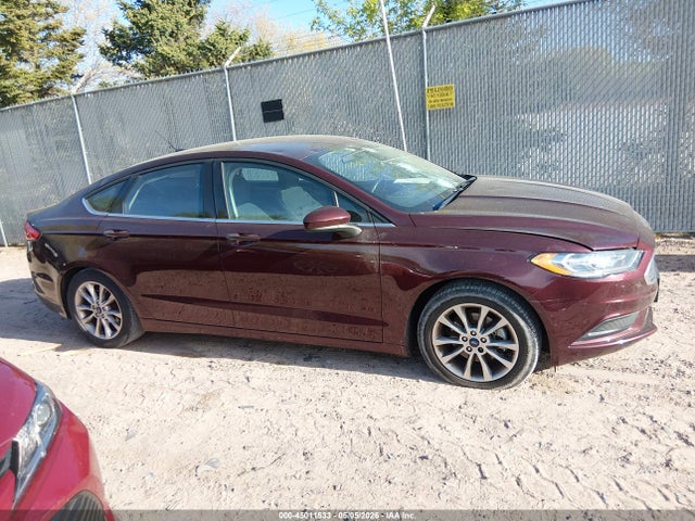 45011533 :رقم المزاد ، 3FA6P0H78HR125210 vin ، 2017 Ford Fusion Se مزاد بيع