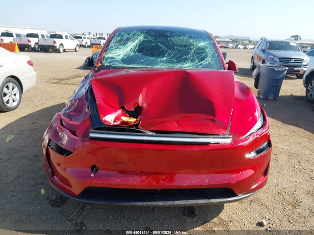 Продажа на аукционе авто 2026 Tesla Model Y Premium Rear-wheel Drive/rear-wheel Drive, vin: 7SAYGDED1TF597203, номер лота: 45011541
