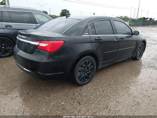 45011565 :رقم المزاد ، 1C3CCBAB1CN228925 vin ، 2012 Chrysler 200 Lx مزاد بيع