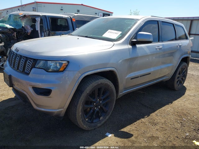 1C4RJFAG8JC432242 Jeep Grand Cherokee Altitude 4x4