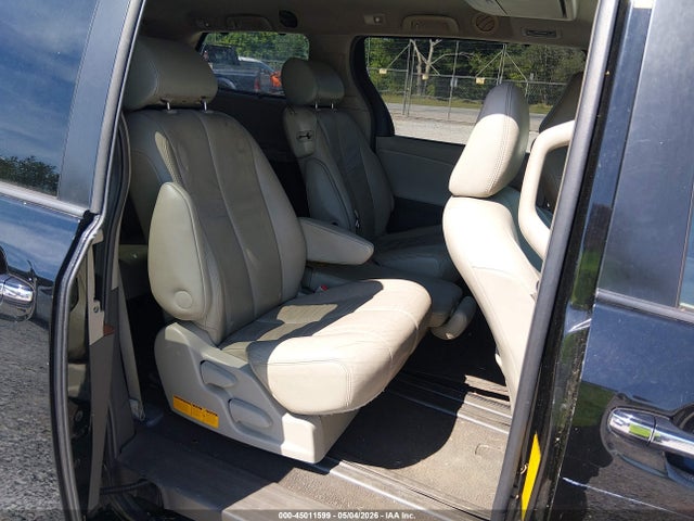 Продаж на аукціоні авто 2011 Toyota Sienna Xle V6, vin: 5TDYK3DC5BS019291, номер лоту: 45011599