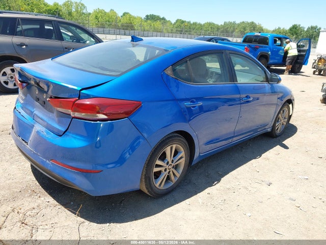 45011630 :رقم المزاد ، KMHD84LF0HU222488 vin ، 2017 Hyundai Elantra Se مزاد بيع