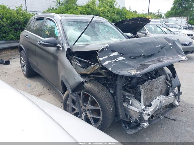 45011641 :رقم المزاد ، W1N0G8EB9MV291569 vin ، 2021 Mercedes-benz Glc 300 4matic Suv مزاد بيع