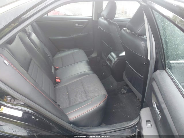 45011643 :رقم المزاد ، 4T1BF1FK3HU764656 vin ، 2017 Toyota Camry Se مزاد بيع