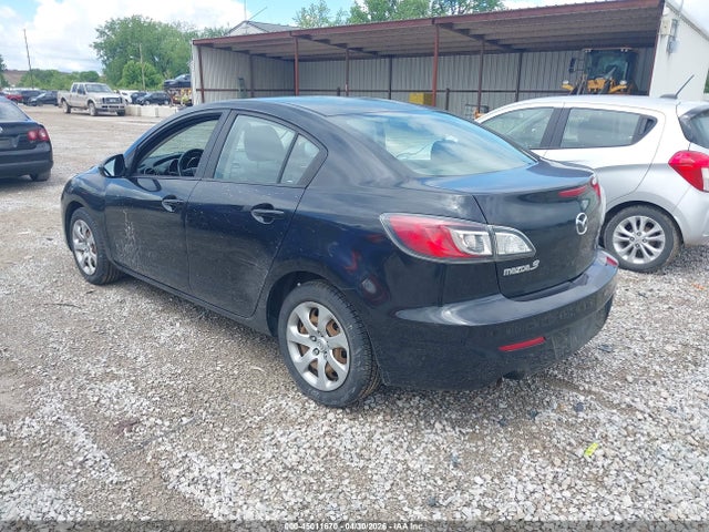 Продажа на аукционе авто 2012 Mazda Mazda3 I Sport, vin: JM1BL1UF2C1530988, номер лота: 45011670