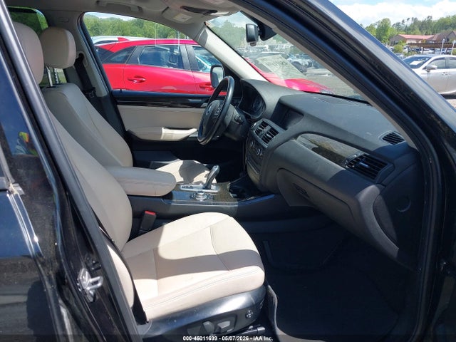 45011699 :رقم المزاد ، 5UXWX9C55D0A08555 vin ، 2013 Bmw X3 Xdrive28i مزاد بيع
