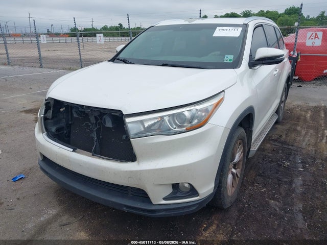 Toyota Highlander Xle V6 2015 5TDKKRFH1FS094058 Image 2