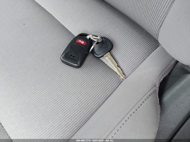 Продажа на аукционе авто 2017 Hyundai Elantra Se, vin: KMHD74LF6HU422262, номер лота: 45011774