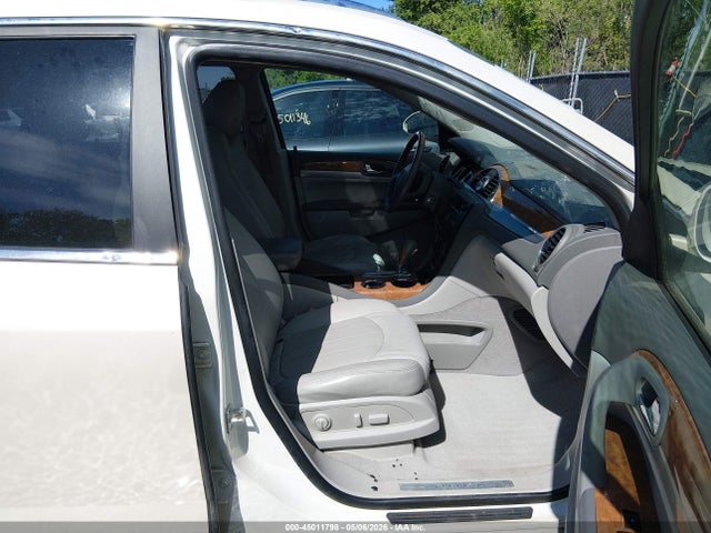 45011798 :رقم المزاد ، 5GAKVBED8BJ383508 vin ، 2011 Buick Enclave 1xl مزاد بيع