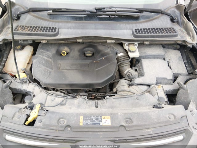 45011837 :رقم المزاد ، 1FMCU9G98FUA68490 vin ، 2015 Ford Escape Se مزاد بيع