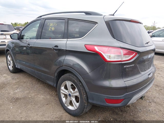 45011837 :رقم المزاد ، 1FMCU9G98FUA68490 vin ، 2015 Ford Escape Se مزاد بيع