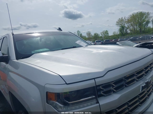 45011840 :رقم المزاد ، 3GCUKPEC1JG438837 vin ، 2018 Chevrolet Silverado 1500 Custom مزاد بيع
