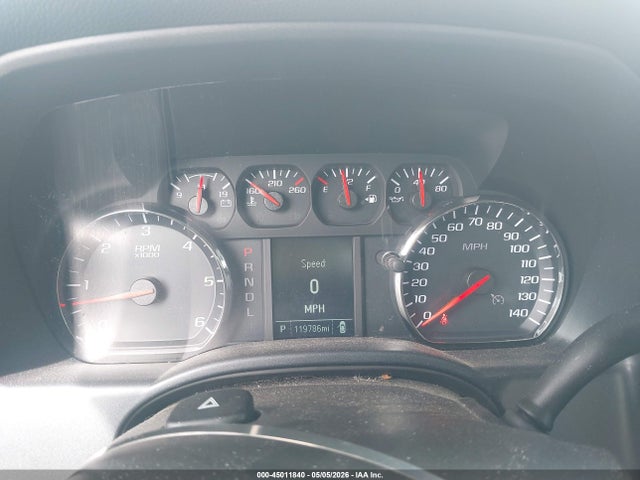 45011840 :رقم المزاد ، 3GCUKPEC1JG438837 vin ، 2018 Chevrolet Silverado 1500 Custom مزاد بيع