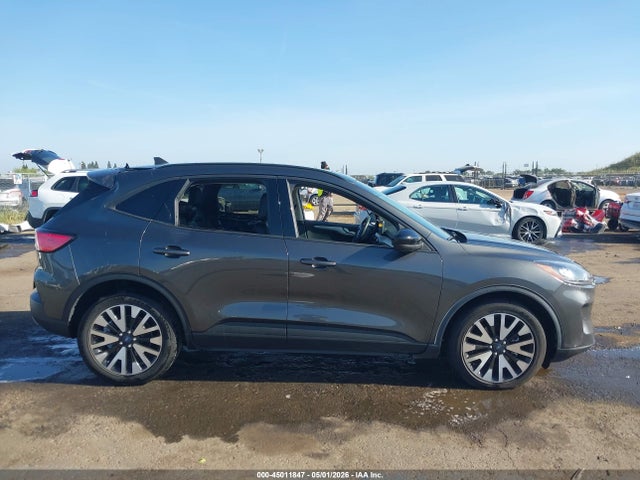Продажа на аукционе авто 2020 Ford Escape Se Sport Hybrid, vin: 1FMCU0BZ5LUB87144, номер лота: 45011847