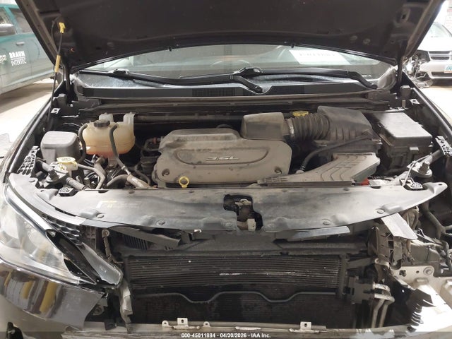 45011884 :رقم المزاد ، 2C4RC1AG7JR103259 vin ، 2018 Chrysler Pacifica L مزاد بيع