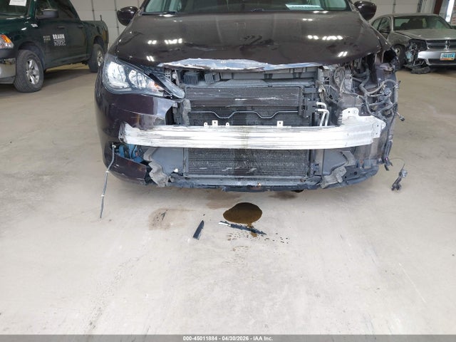 45011884 :رقم المزاد ، 2C4RC1AG7JR103259 vin ، 2018 Chrysler Pacifica L مزاد بيع