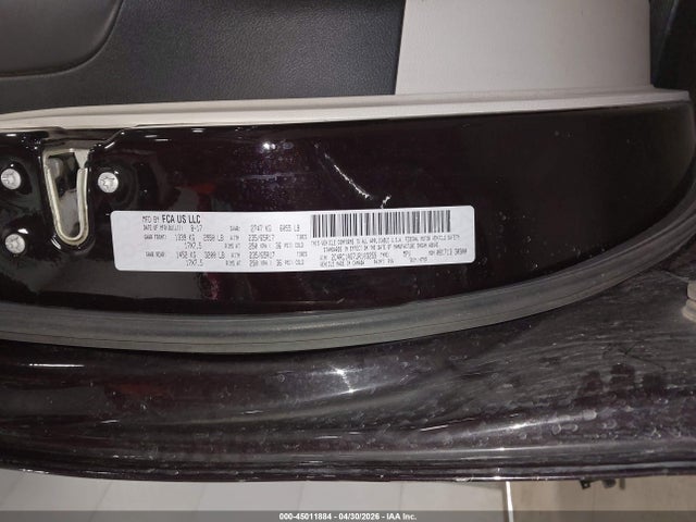 45011884 :رقم المزاد ، 2C4RC1AG7JR103259 vin ، 2018 Chrysler Pacifica L مزاد بيع
